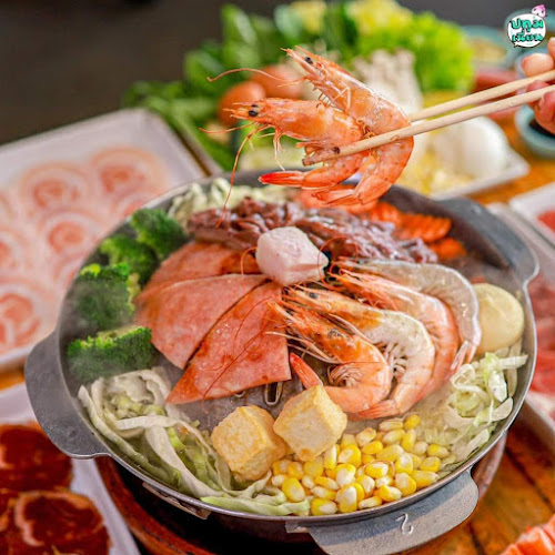 ติดมันส์ นครสวรรค์ - การบริการอาหารและที่พัก