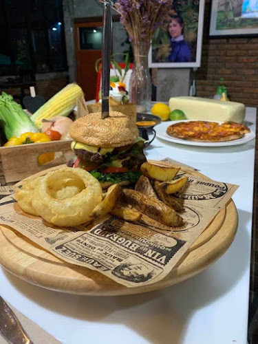 Opinii despre Cha-Mile café & Restaurant în อำเภอเมืองพะเยา - การบริการอาหารและที่พัก