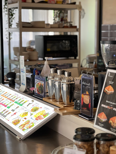 R space cafe & eatery - อำเภอเมืองอุบลราชธานี