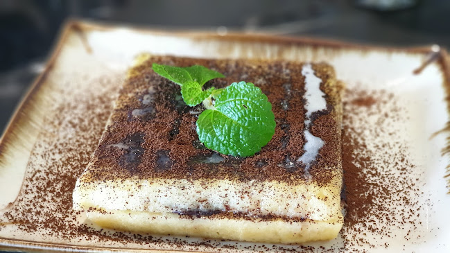 Mililin Cafe & Eatery