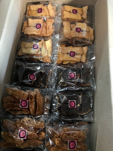 Comentarii opinii despre ร้านลูกแก้วเบเกอร์รี่ อ่าวอุดม