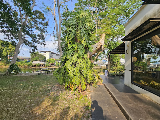 88, ตลาด 9 ถ. มหาราช ตำบลวัดใหม่ เมือง, จันทบุรี 22000