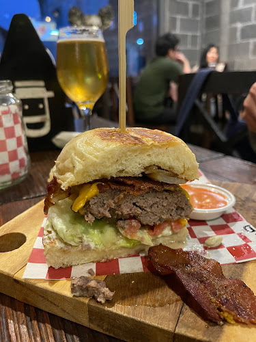 JIM's Burgers & Beers - Pakkred - อำเภอปากเกร็ด