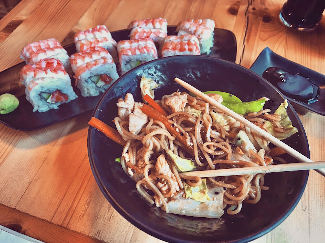 Opinii despre Kapi Sushi Box (Patong) în อำเภอกะทู้ - การบริการอาหารและที่พัก