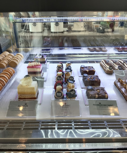 990 Central Korat, 1st floor, 998 Mittraphap - Nongkai Road, อำเภอเมืองนครราชสีมา นครราชสีมา 30000