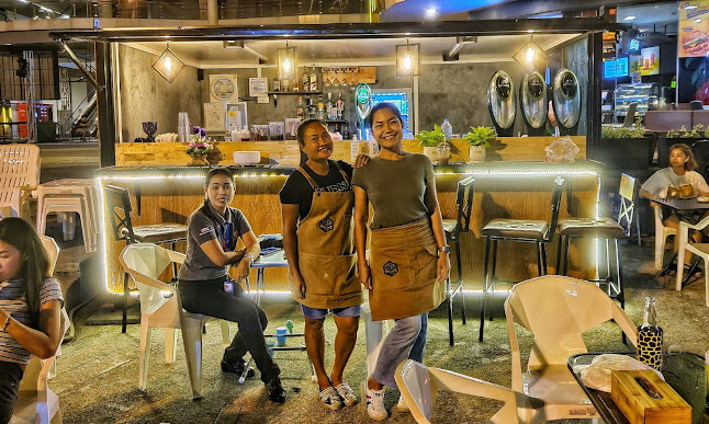 Opinii despre 21 February Mix’s în อำเภอบางละมุง - การบริการอาหารและที่พัก