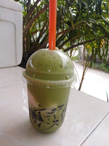 บิสมินละห์​ ชาก๊ะ​เราะห์ - การบริการอาหารและที่พัก