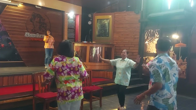 Opinii despre 18 Mongkut Library Restaurant în อำเภอเมืองนครราชสีมา - การบริการอาหารและที่พัก