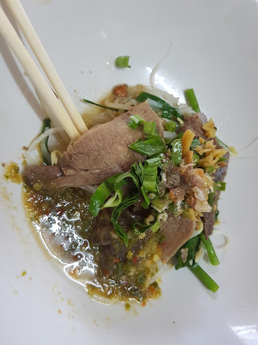 Comentarii opinii despre ร้านก๋วยเตี๋ยวเนินมะกอก