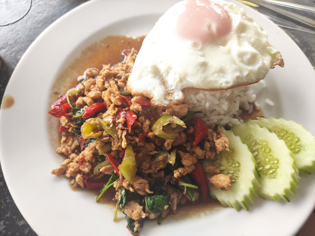 NUT Restaurant - อำเภอบางละมุง