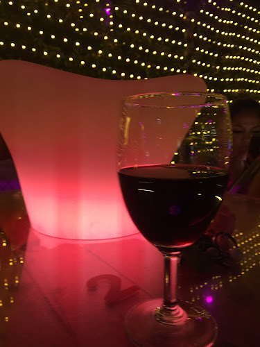 Opinii despre Romantic Garden Hiso Hotel în อำเภอบางละมุง - การบริการอาหารและที่พัก