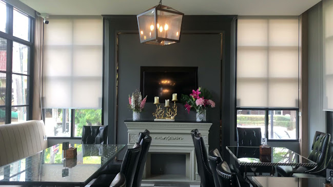 คุณเอียดชาววัง & ANYA Cafe