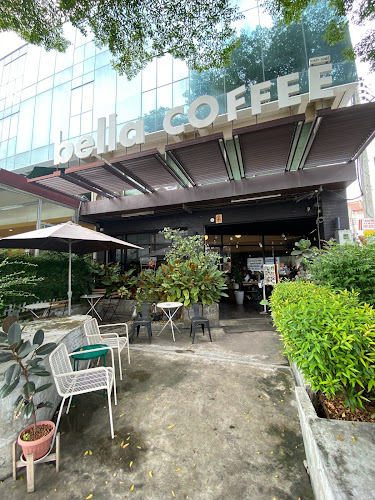 เบลล่าคอฟฟี่ - การบริการอาหารและที่พัก