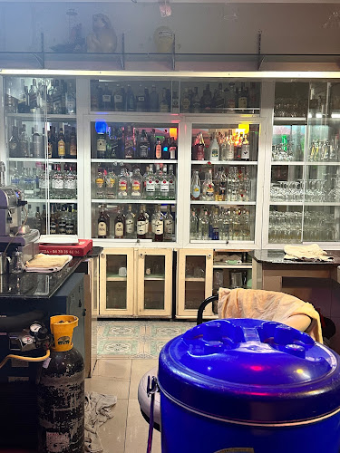 Som Guest House And Bar