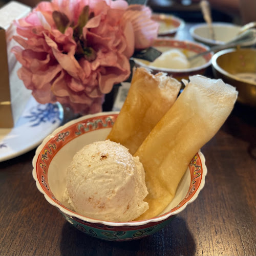 16 ซอย รมณีย์ ตำบลตลาดใหญ่ อำเภอเมืองภูเก็ต ภูเก็ต 83000