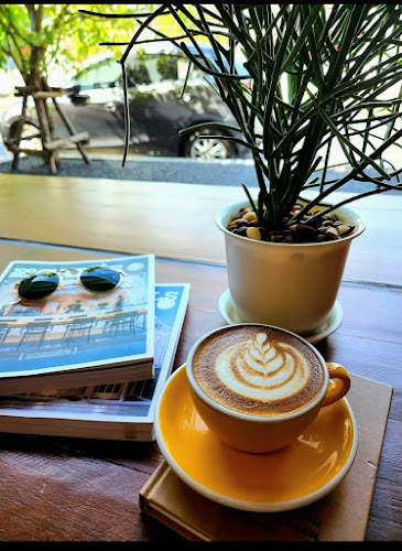 Opinii despre WABISABI coffee space în เมือง - การบริการอาหารและที่พัก