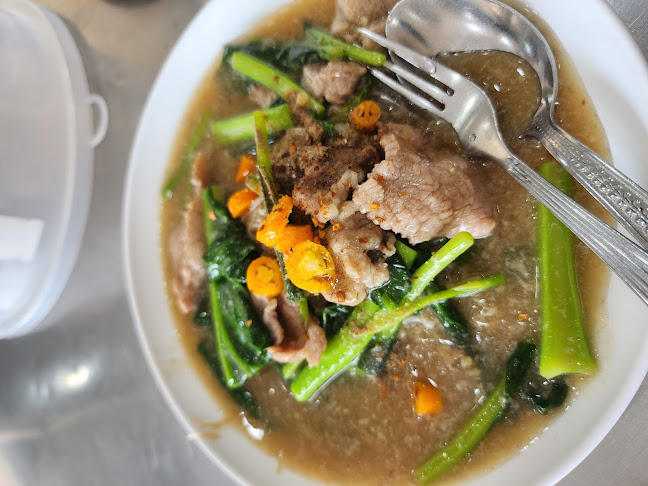 Comentarii opinii despre ยอดผักเมืองทอง ราดหน้า