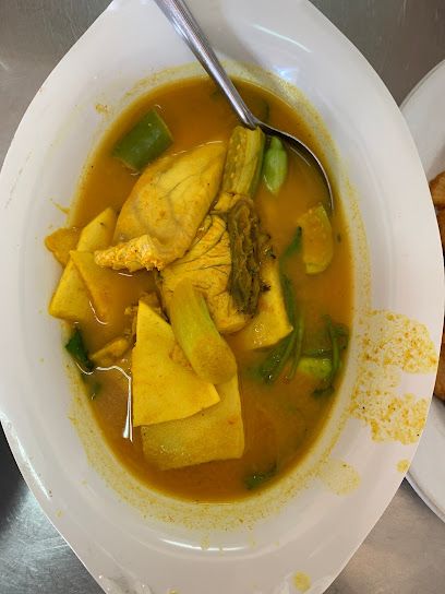 ร้านอาหารรมควัน โดยนายโสภณ กล่อมขจิต