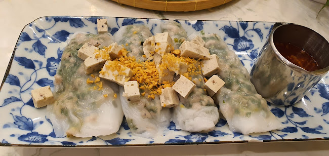 บ้านดั่ง - การบริการอาหารและที่พัก