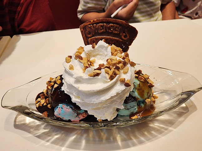 Opinii despre Swensen's Lotus South Pattaya în อำเภอบางละมุง - การบริการอาหารและที่พัก