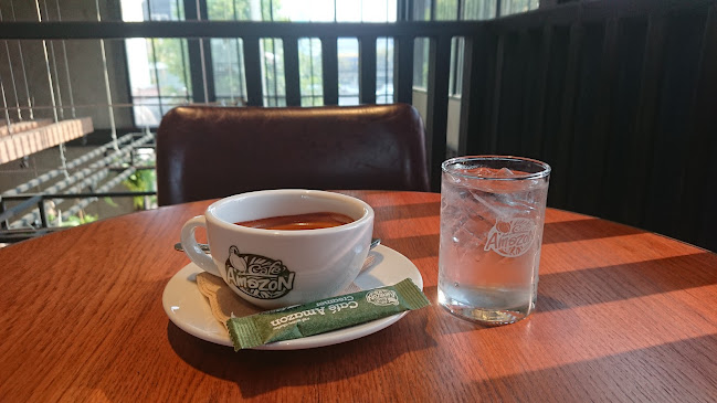 Café Amazon สาขา ปตท.ชุมชนสำโรงจันทร์ - การบริการอาหารและที่พัก