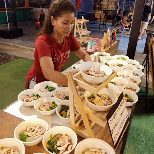 M's Mojito - การบริการอาหารและที่พัก