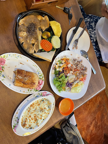 ร้านอาหารสโนว์ไวท์นครปฐม