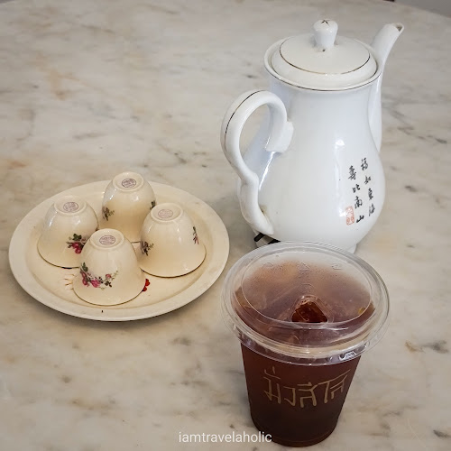 Opinii despre มั่งสีโส CoffEe & นั่งจุ้ย în อำเภอเมืองอุบลราชธานี - การบริการอาหารและที่พัก