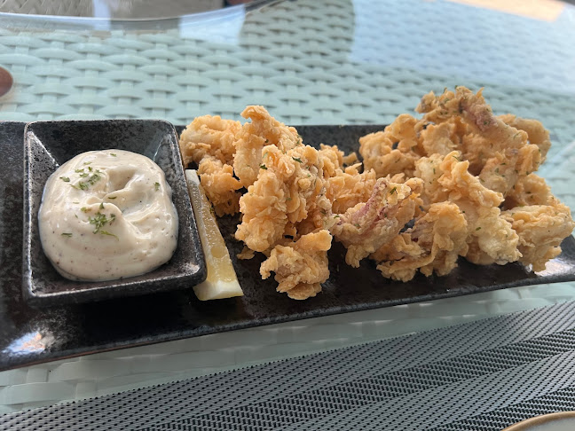 Cafe Blu Pattaya - การบริการอาหารและที่พัก