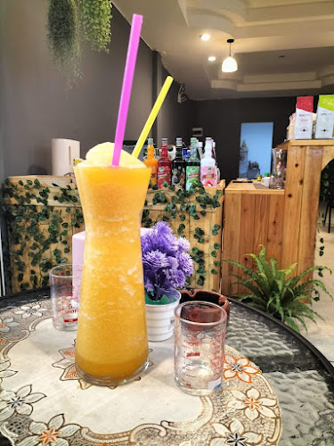 Tid Pak Coffee - การบริการอาหารและที่พัก