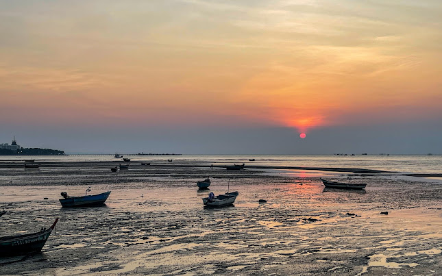 มุมอร่อย สาขานาเกลือ - อำเภอบางละมุง