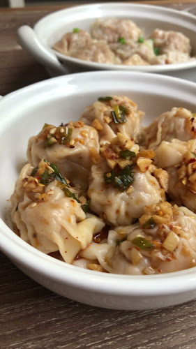 ฮ่องกง โบวล์ ขอนแก่น HongKong Bowl ( Chinese Food ) - การบริการอาหารและที่พัก