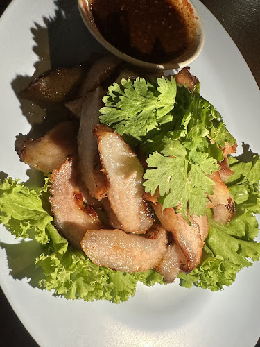 จุ่มแซ่บยโส 2 (Dipping with spicy sauce 2)