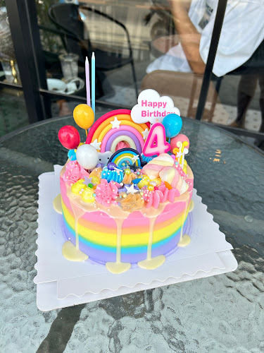 TheCaffeine.Samui - การบริการอาหารและที่พัก