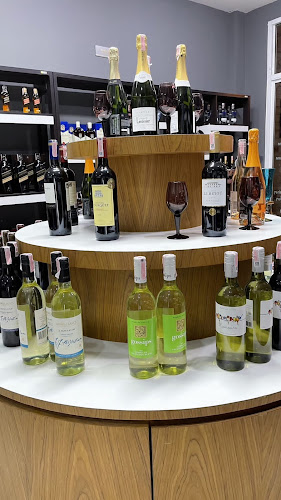 A&A Retail - Import - การบริการอาหารและที่พัก