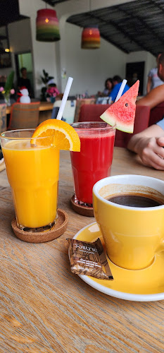 Comentarii opinii despre Gallery Cafe Phuket