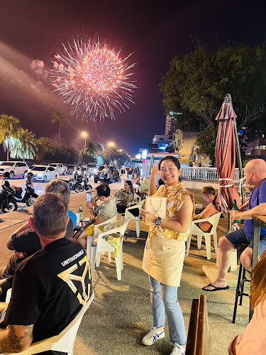 21 February Mix’s - อำเภอบางละมุง