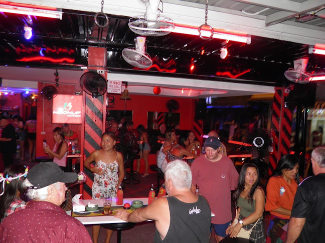 Pattaya, Soi7 , corner, Second Rd