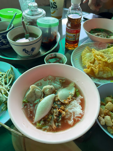 Comentarii opinii despre ก๋วยเตี๋ยวเรือ ป้าแจ๋ว