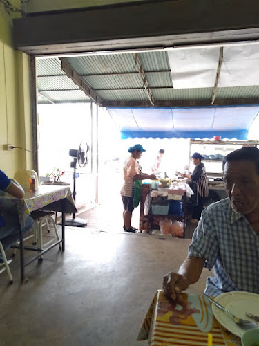 Opinii despre ศรีนวลต้มเลือดหมู în อำเภอเมืองสระแก้ว - การบริการอาหารและที่พัก