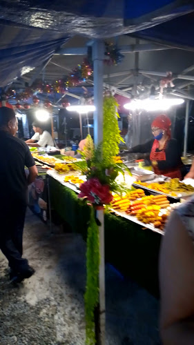 Opinii despre Kamala Market în อำเภอกะทู้ - การบริการอาหารและที่พัก