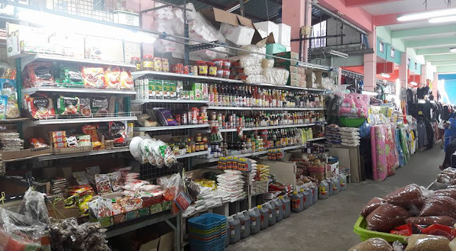 ตลาดแม่สมบูรณ์จอหอ - การบริการอาหารและที่พัก