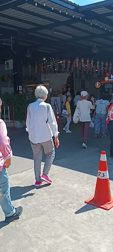 ตลาดต้นสัก สนามบินน้ำ นนทบุรี - อำเภอเมืองนนทบุรี