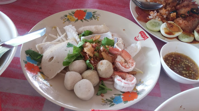 Comentarii opinii despre เจ๊จิ๋ม ก๋วยเตี๋ยวเส้นปลา เกี๊ยวปลา