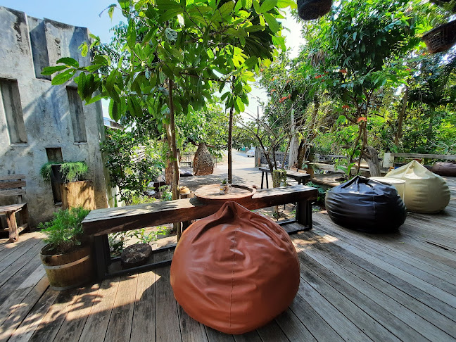 33 ม.3 ตำบล เกาะขวาง อำเภอเมืองจันทบุรี จันทบุรี 22000