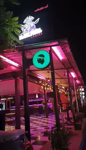 Opinii despre Black Pearl Bar în อำเภอเกาะสมุย - การบริการอาหารและที่พัก