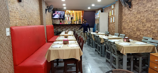 ร้านข้าวแกงพัทยาใต้ข้างข้าวมันไก่ป้าสำราญ