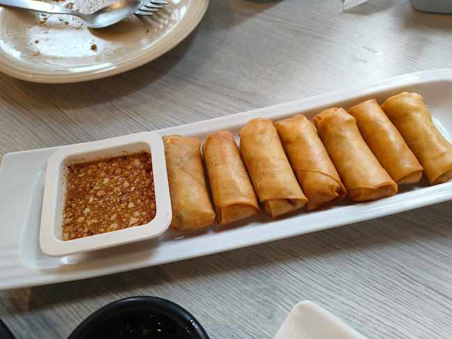 Opinii despre วีที แหนมเนือง หัวรถไฟ în เมือง - การบริการอาหารและที่พัก