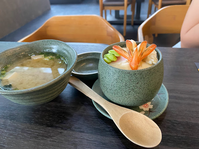 Opinii despre Hashi Japanese Restaurant & Izakaya în Hadyai - การบริการอาหารและที่พัก