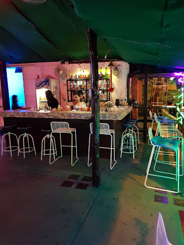 Opinii despre Longtime bar în อำเภอกะทู้ - การบริการอาหารและที่พัก